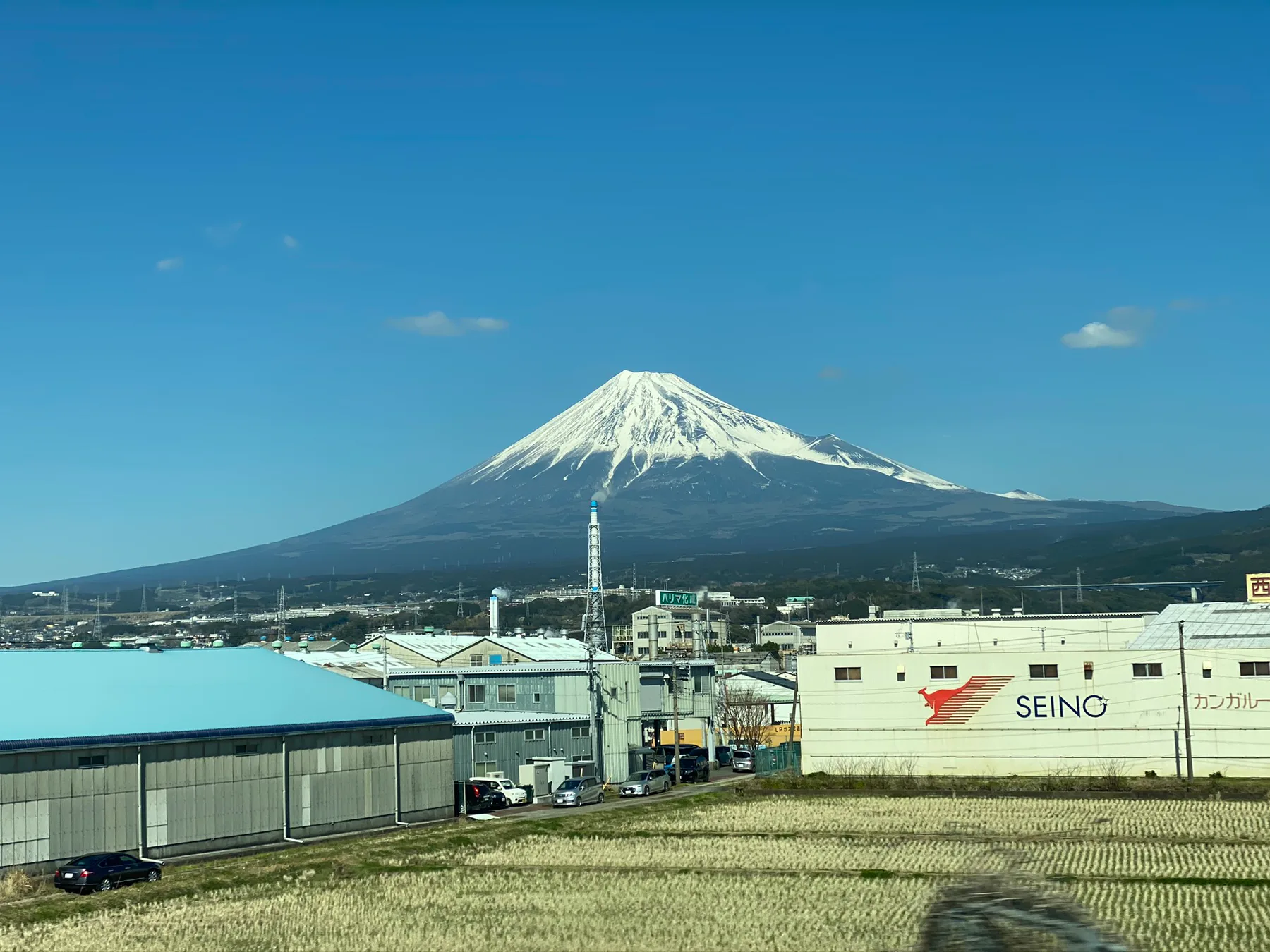 Mount Fuji seen from Hakone on a clear day.